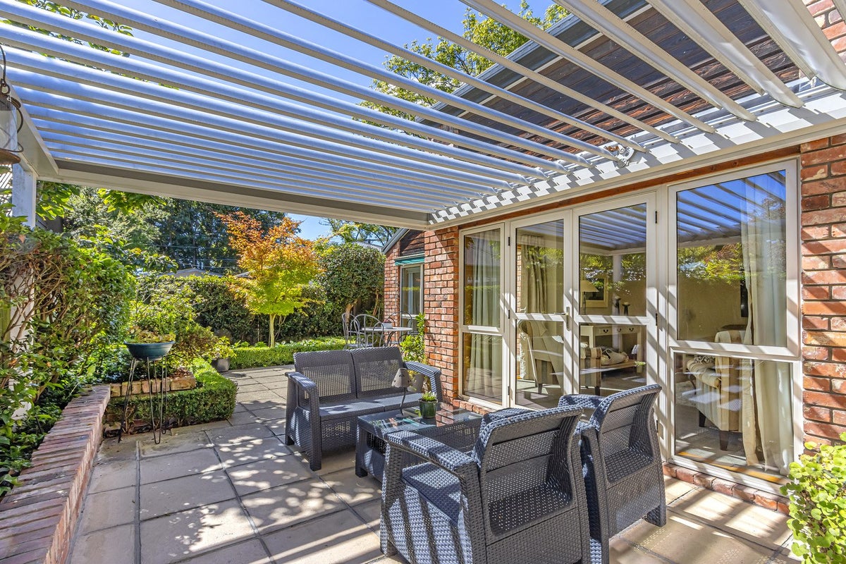 2/43 Dee Street, St Albans, Christchurch - Carousel 2
