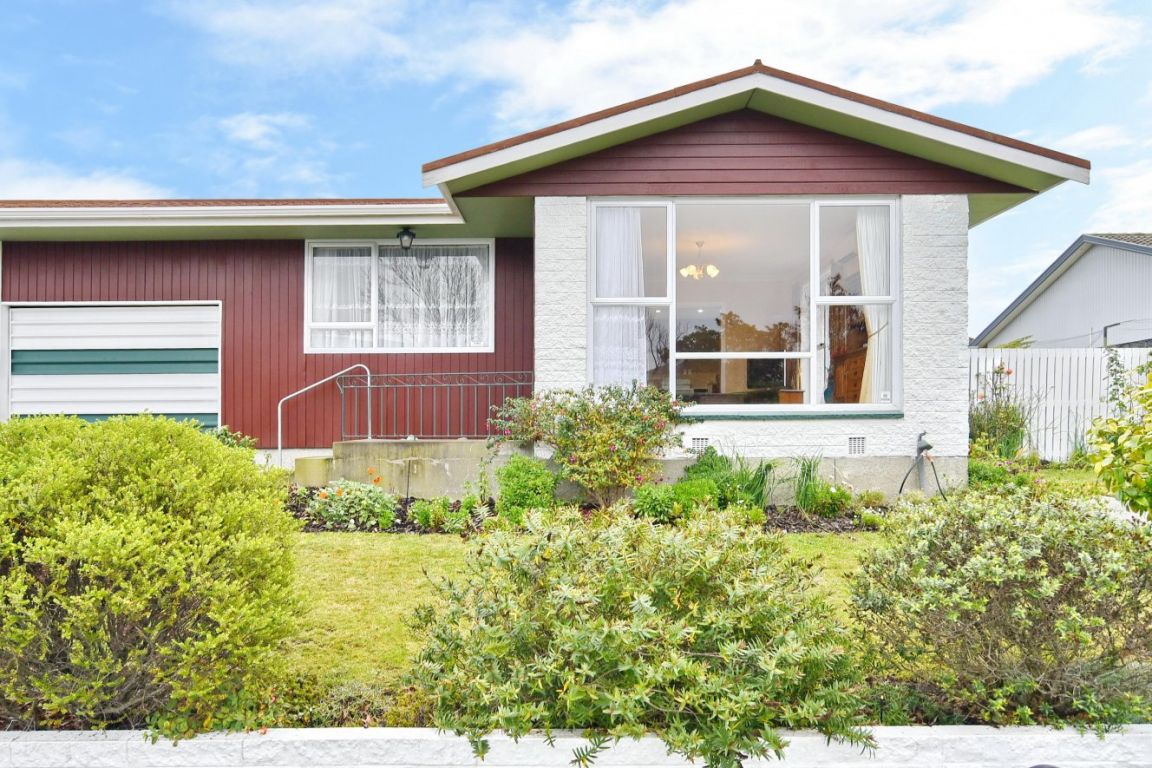 2/1 Larkhill Place, Russley, Christchurch - Carousel 2