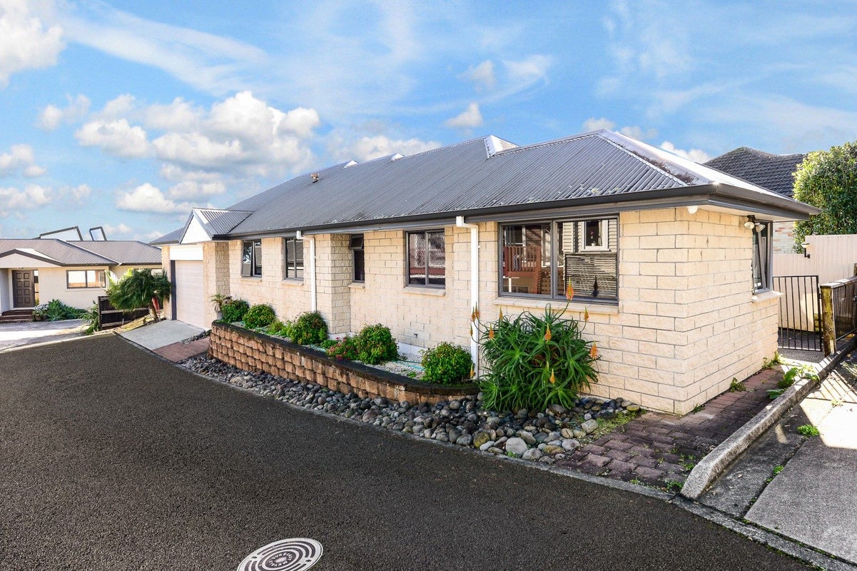 18C Alison Street, Hamilton Lake, Hamilton - Carousel 2