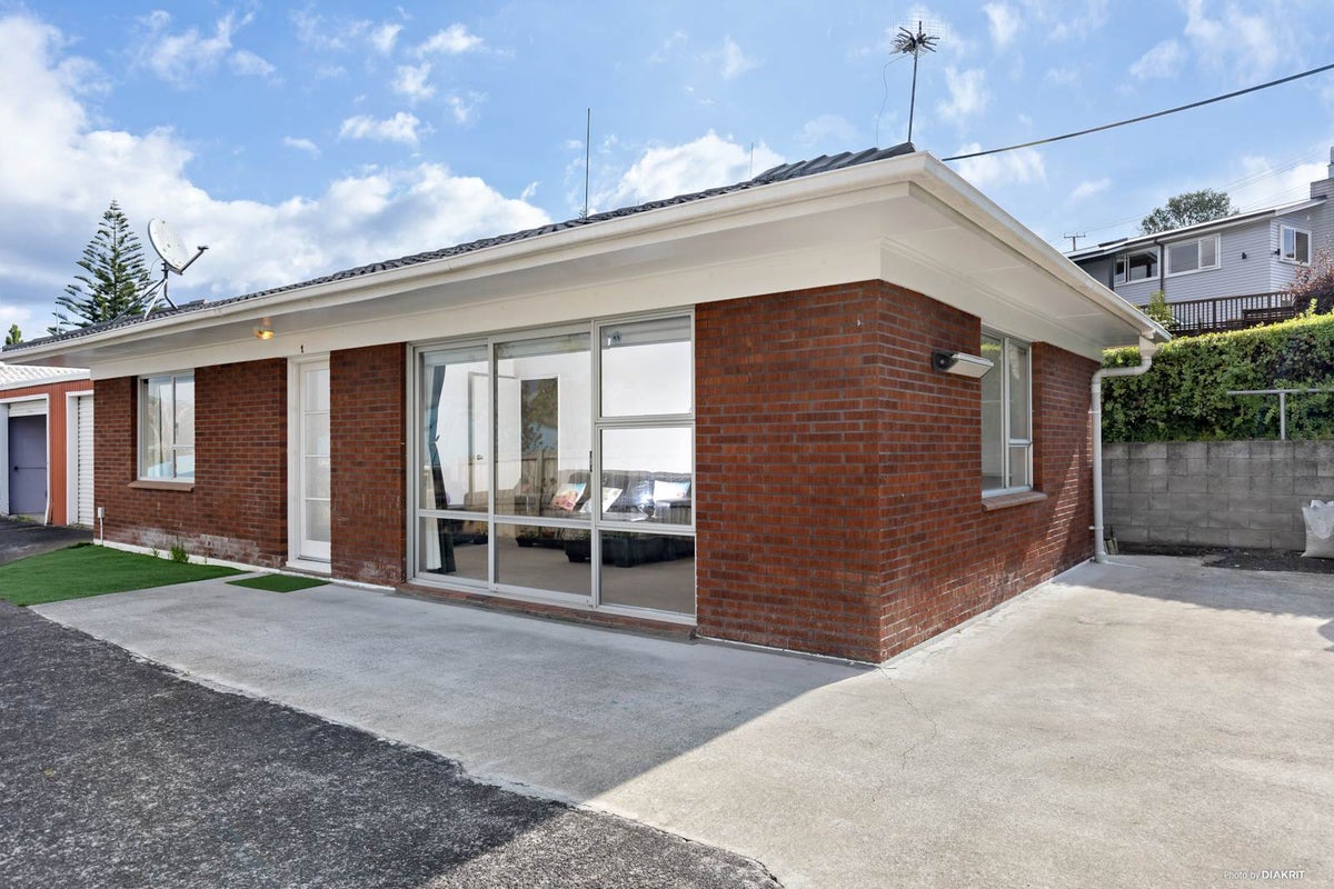 1/58 Glengarry Road, Glen Eden, Auckland - Carousel 2