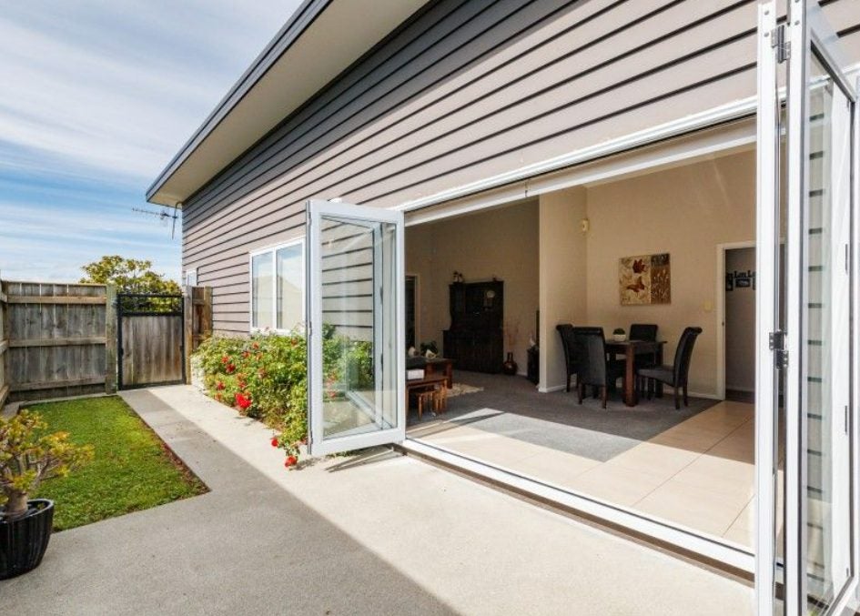 10 Galea Grove, Kelvin Grove, Palmerston North - Carousel 2