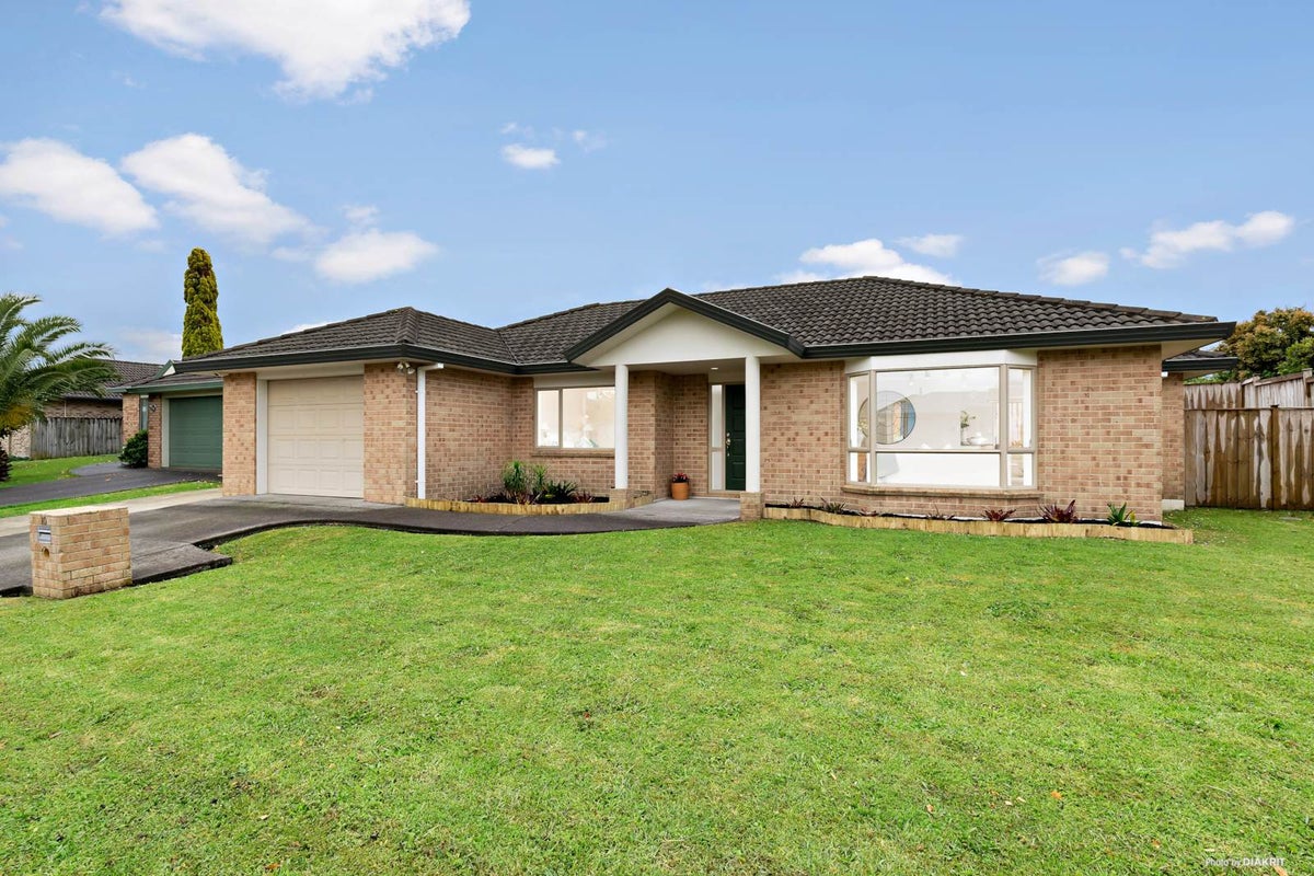 10 Attymon Lane, East Tamaki, Auckland - Carousel 1