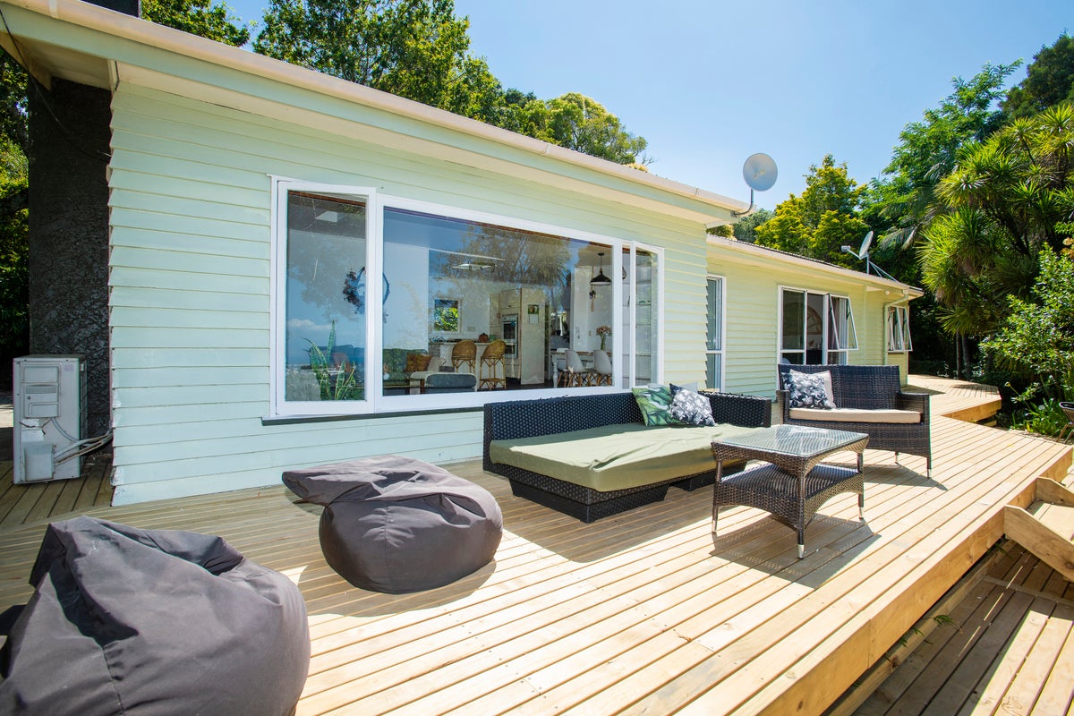 14 Adams Road, Whataupoko, Gisborne - Carousel 2