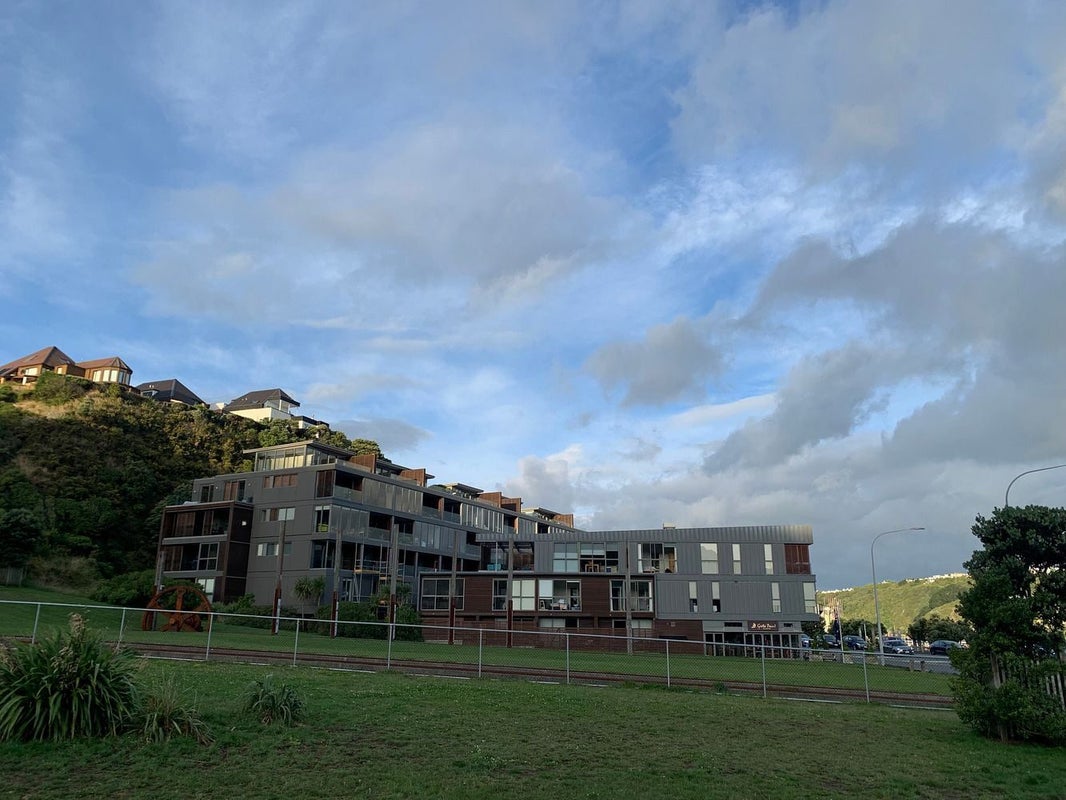 H104/326 Evans Bay Parade, Hataitai, Wellington - Carousel 9
