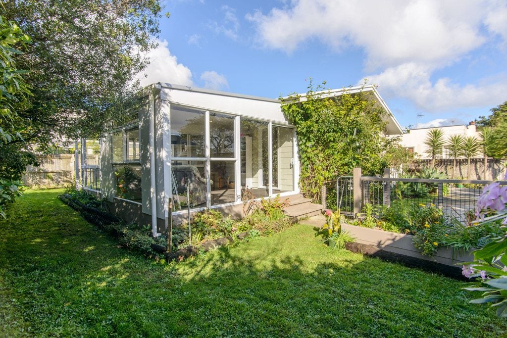 1/16 Northcote Road, Takapuna, Auckland - Carousel 2