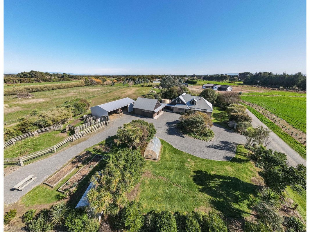 242 Oreti Road, Otatara - Carousel 31
