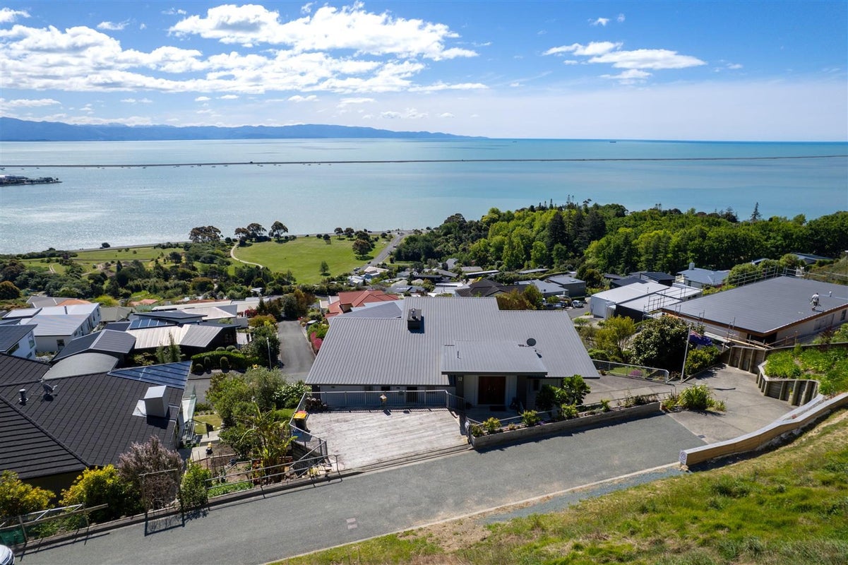 52 Davies Drive, Atawhai, Nelson - Carousel 1