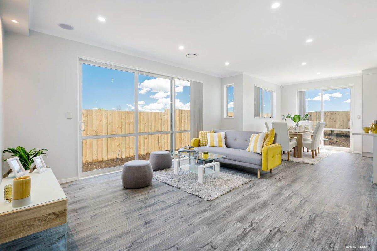 18 Nola Dawn Avenue, Papakura, Papakura - Carousel 2