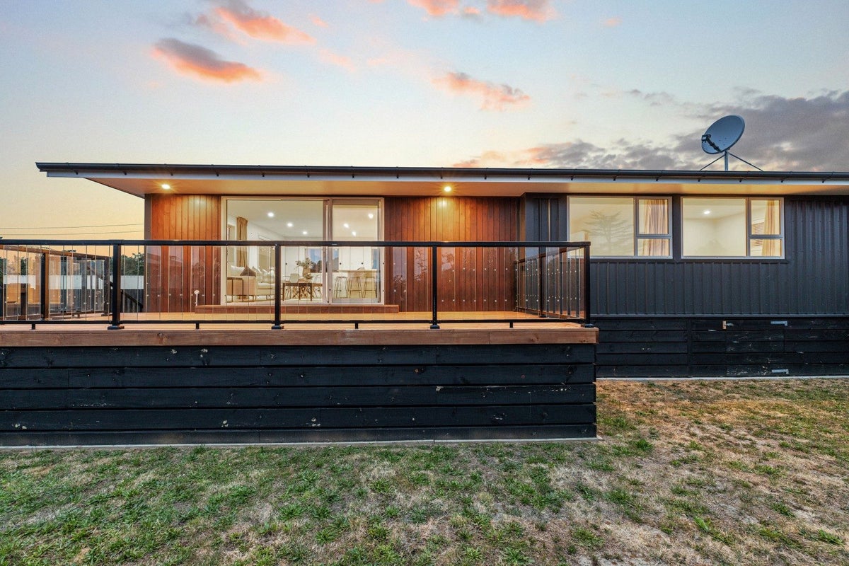 19B Rawson Street, New Brighton, Christchurch - Carousel 2