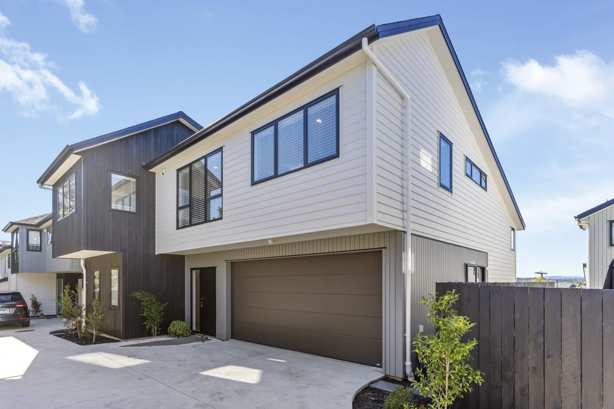 34A Inglewood Street, Wai o Taiki Bay, Auckland - Carousel 1