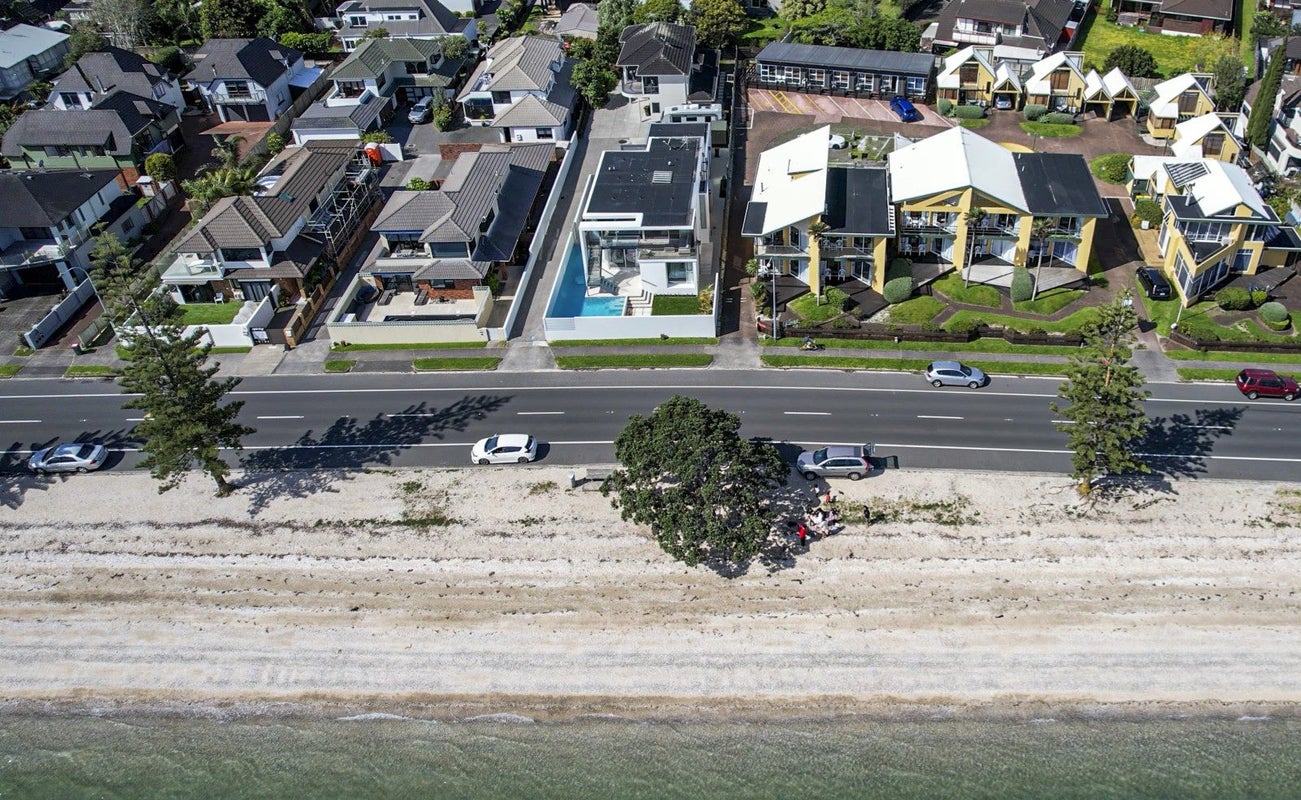 40 The Parade, Bucklands Beach, Auckland - Carousel 47