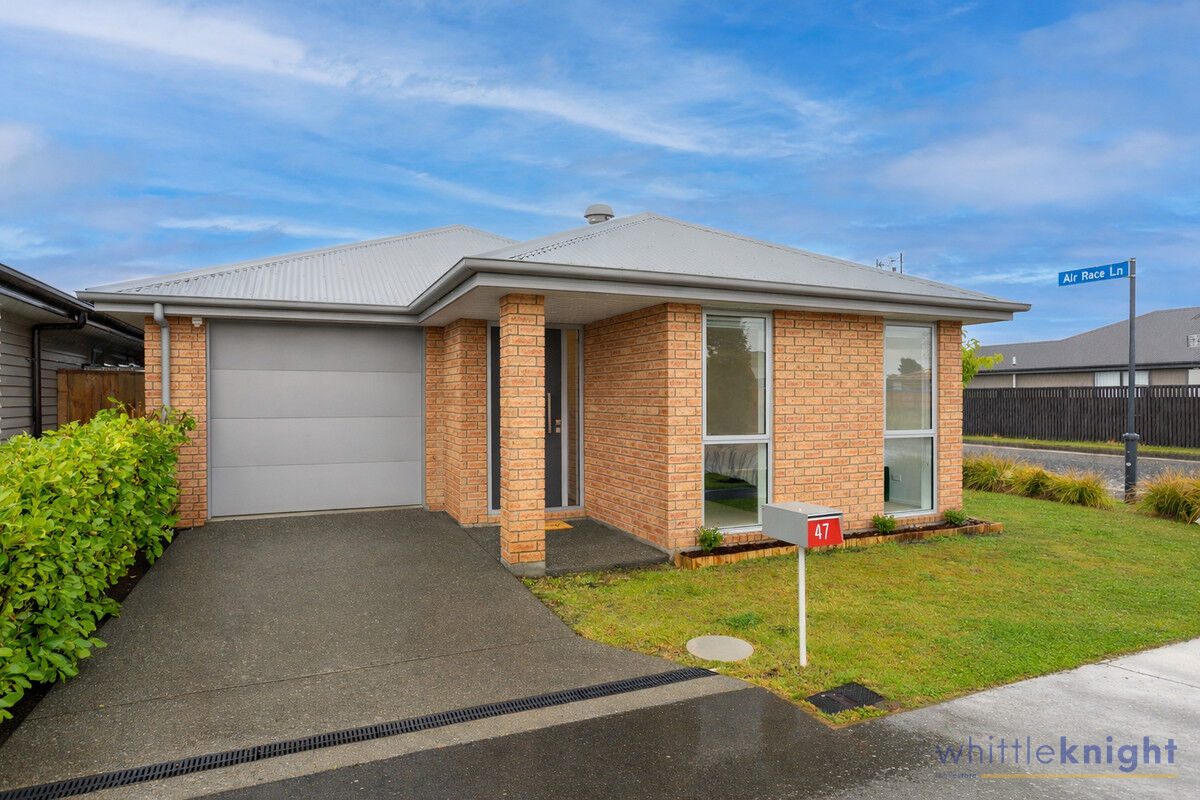 47 Sholto Duncan Crescent, Halswell, Christchurch City, Canterbury - Carousel 1
