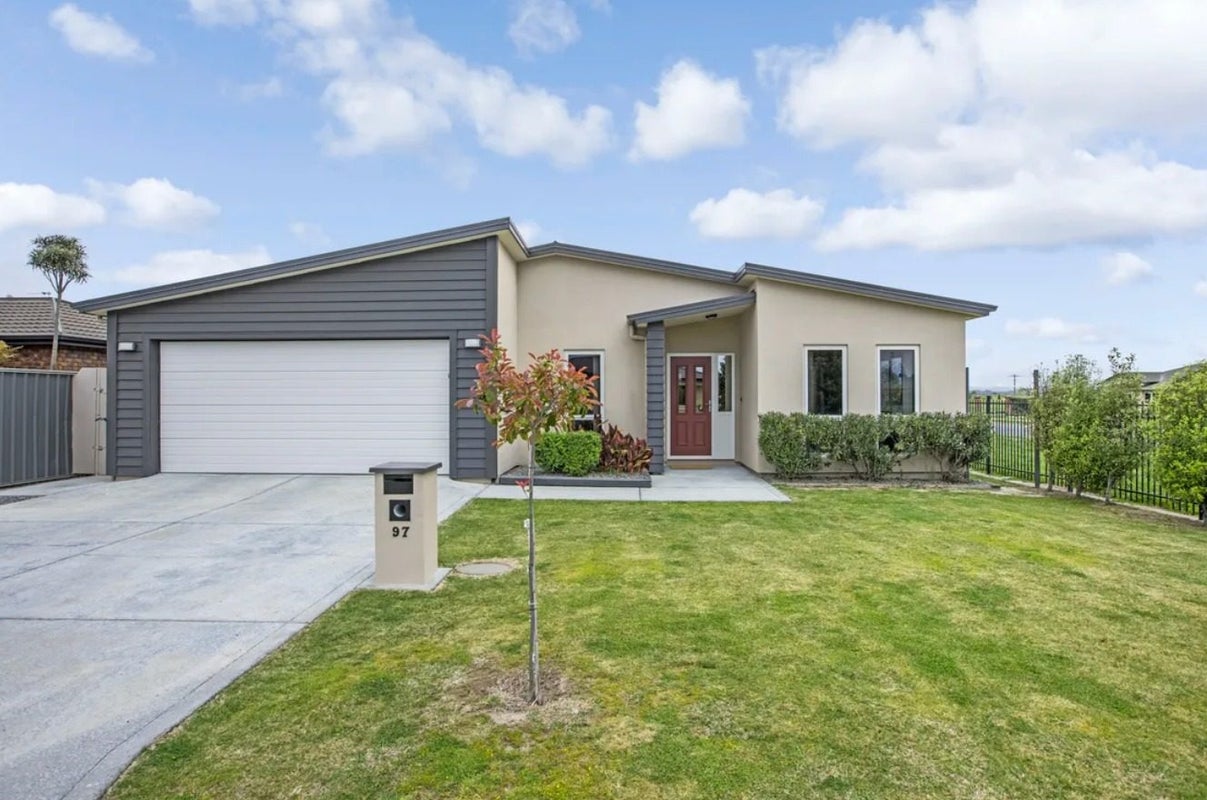 97 Squire Drive, Awatoto, Napier - Carousel 1