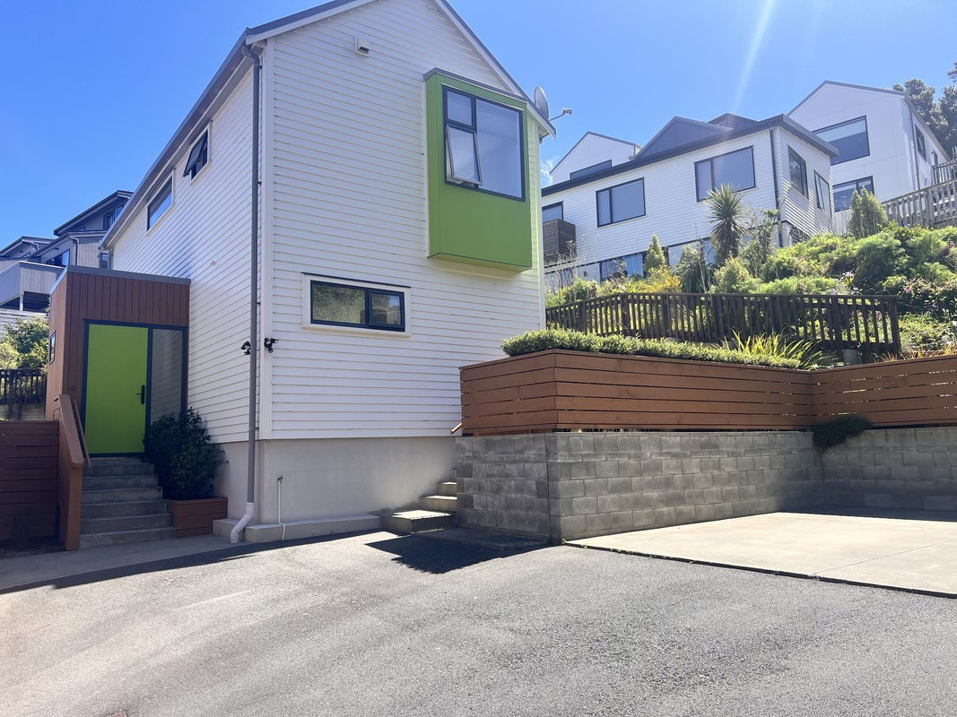 15/22 Booth Street, Miramar, Wellington - Carousel 1
