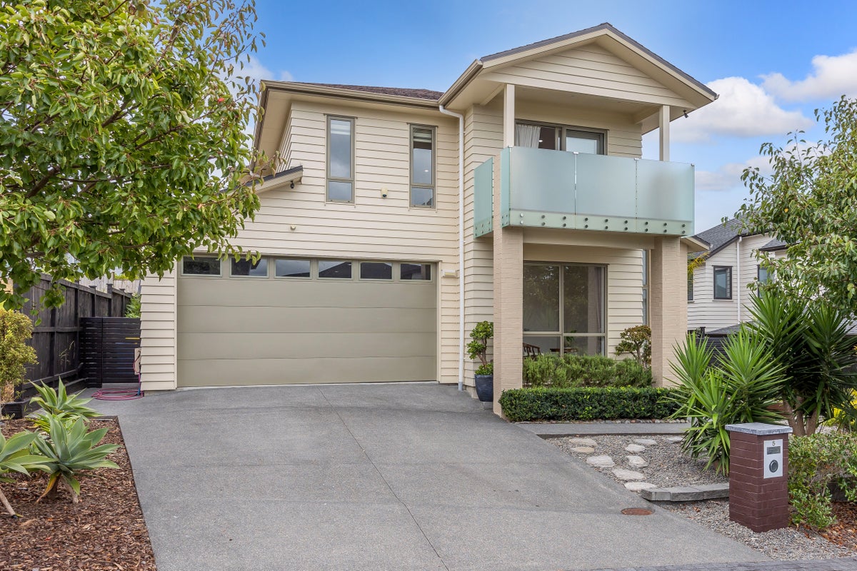 5 Copper Lane, Long Bay, Auckland - Carousel 1