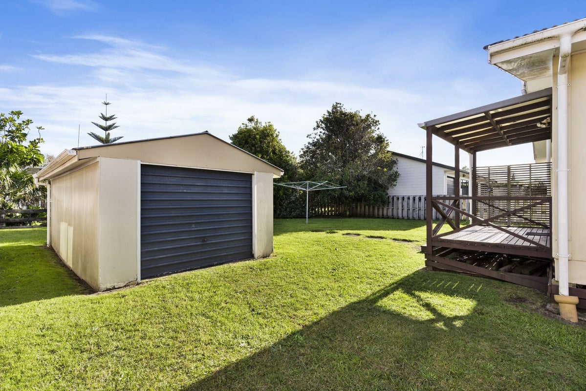115 Kiwi Road, Whangamata - Carousel 19