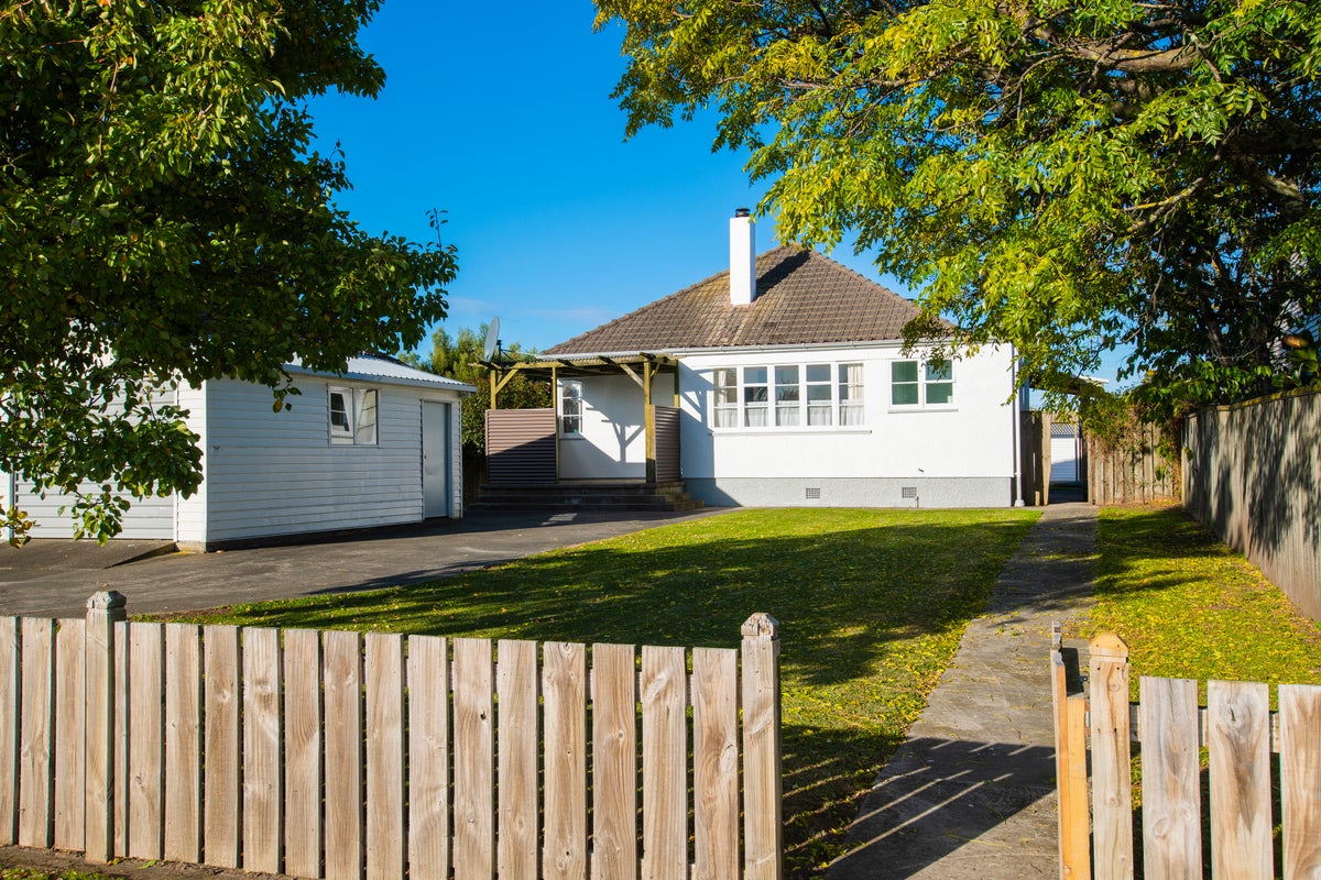 28 Northcote Road, Te Hapara, Gisborne - Carousel 1