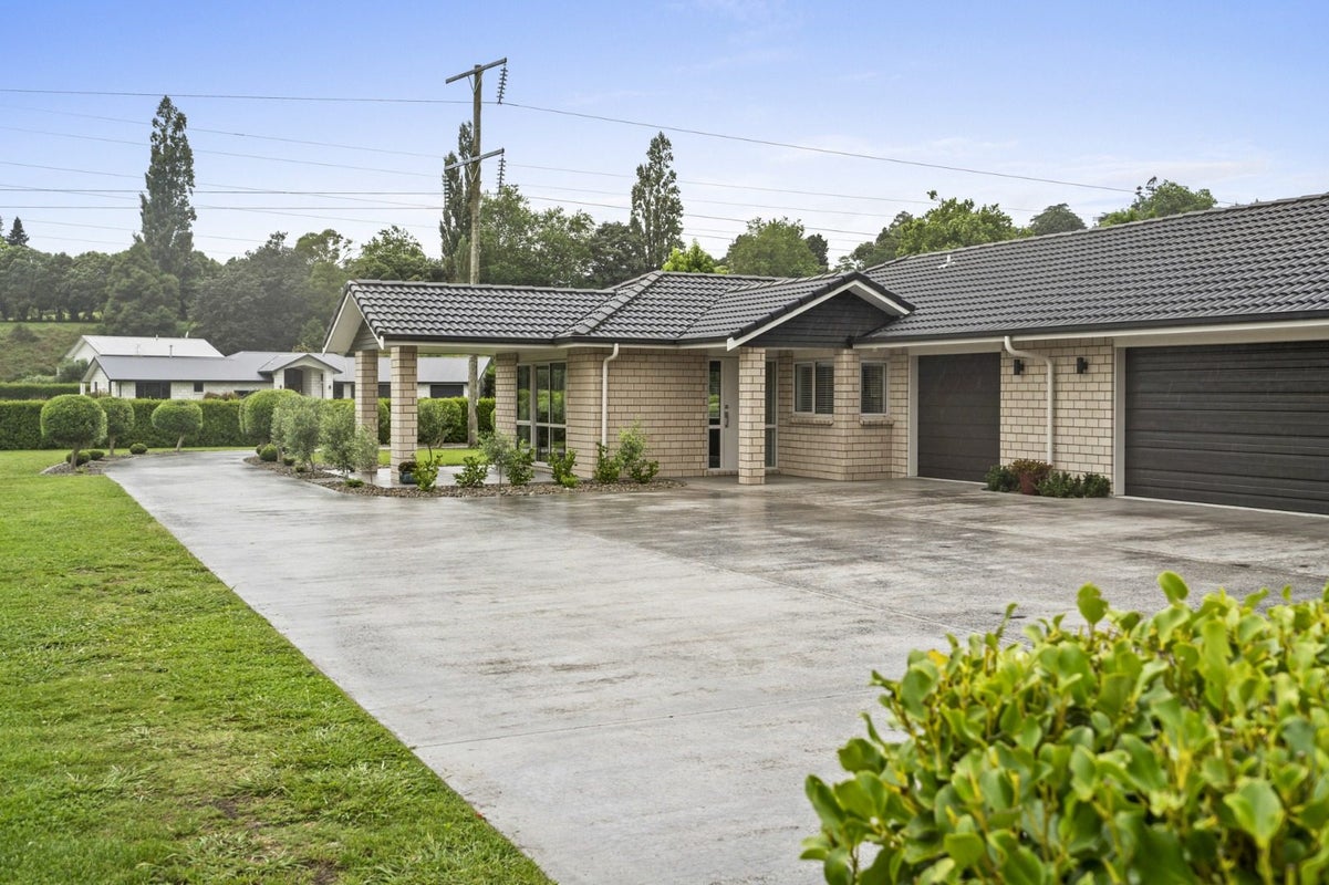 35 Riverside Lane, Karapiro, Cambridge - Carousel 1