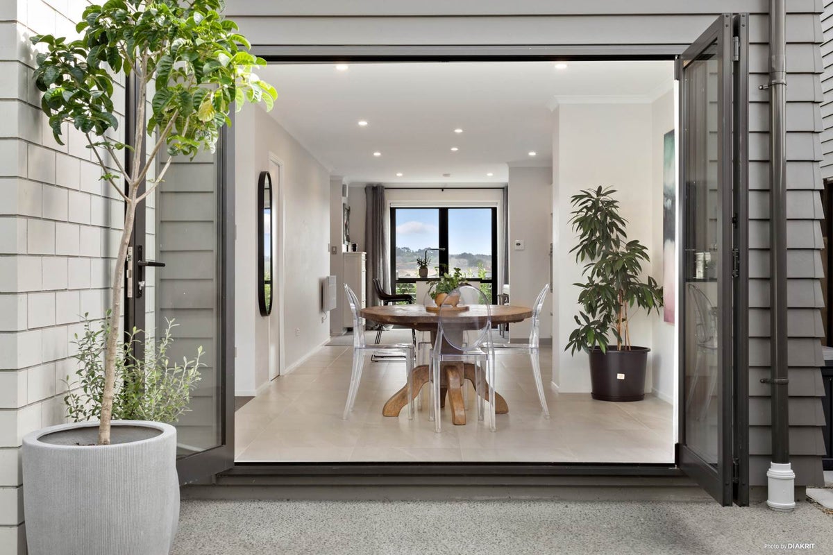 73 Andrew Jack Road, Silverdale, Silverdale - Carousel 1