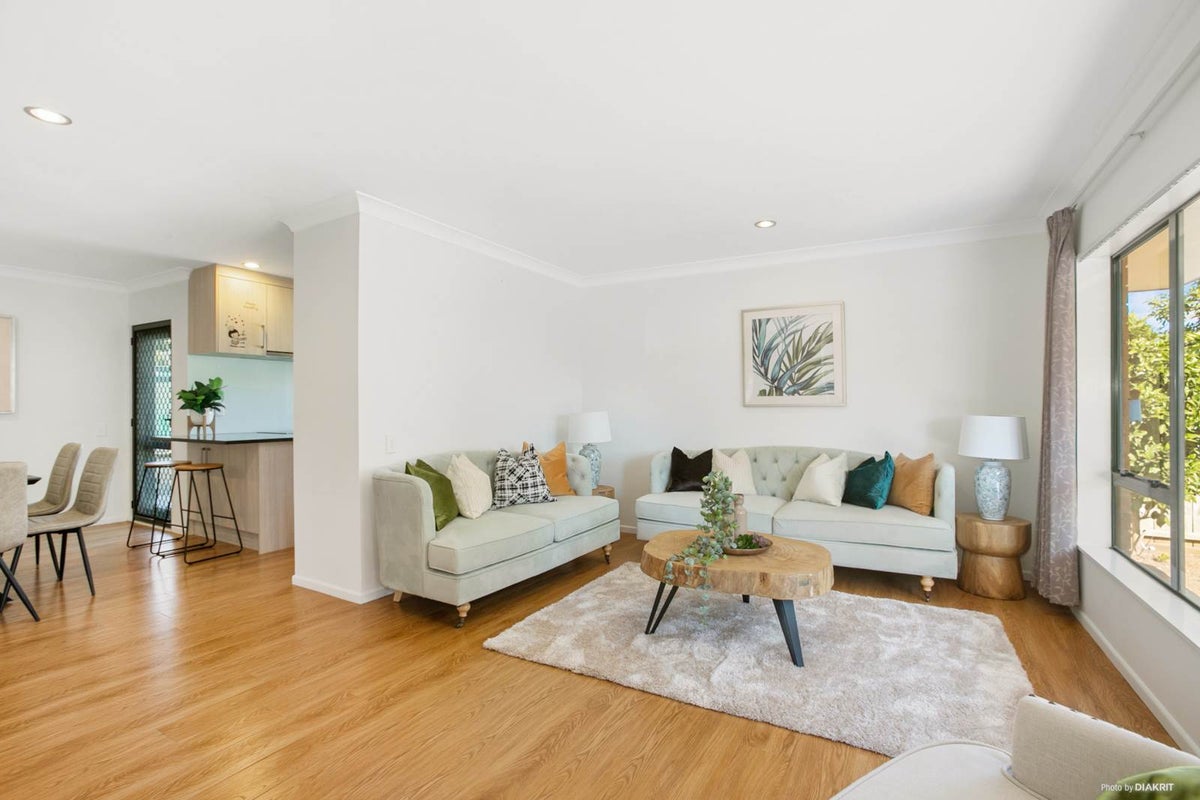 37 Cranbrook Place, Glendowie, Auckland - Carousel 2