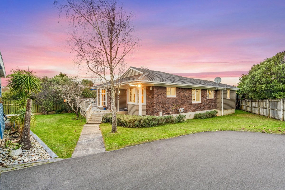 32 Harford Place, Pakuranga Heights, Auckland - Carousel 2
