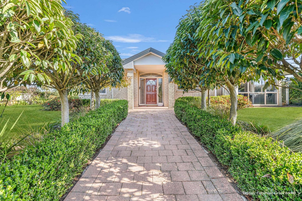 126 Santa Monica Drive, Papamoa Beach, Papamoa - Carousel 2