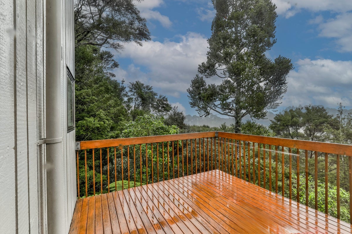 59 Porritt Avenue, Chatswood, Auckland - Carousel 2