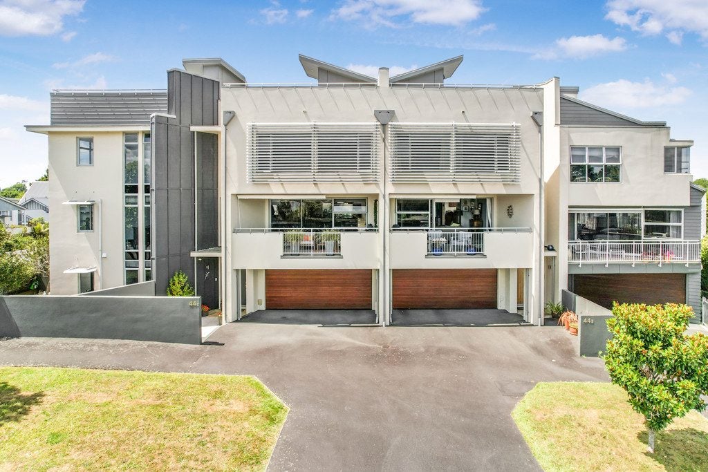 44C Anglesea Street, Hamilton Central, Hamilton - Carousel 1