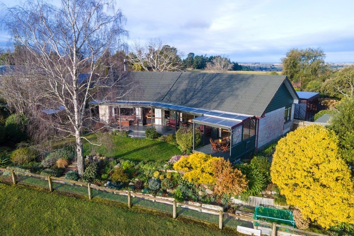 155 Downs Road, Geraldine Downs - Carousel 2