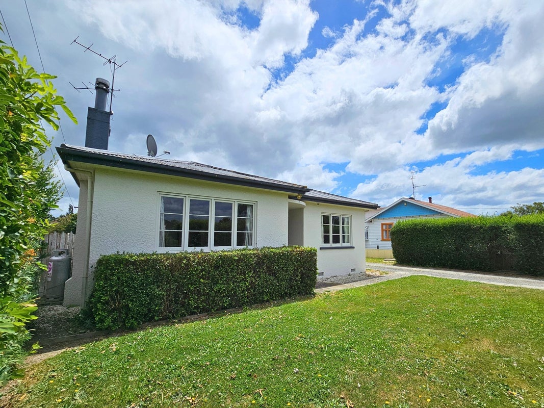 59 Hutcheson Street, Mayfield, Blenheim - Carousel 1