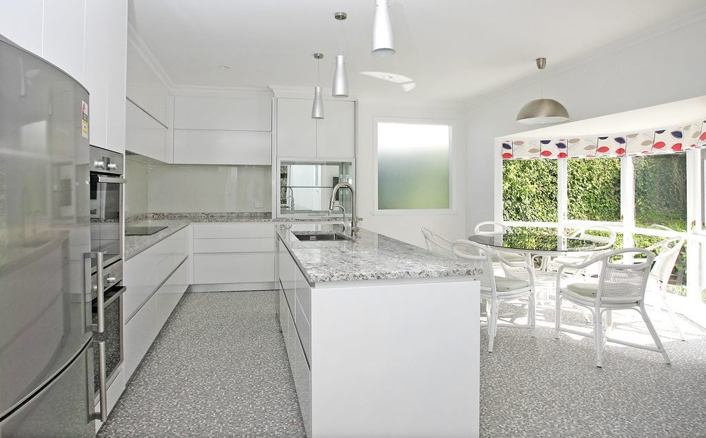 19 Woodmancote Road, Khandallah, Wellington - Carousel 2