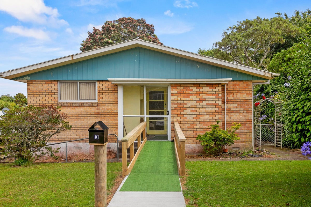 3 Oawai Place, Marfell, New Plymouth - Carousel 11