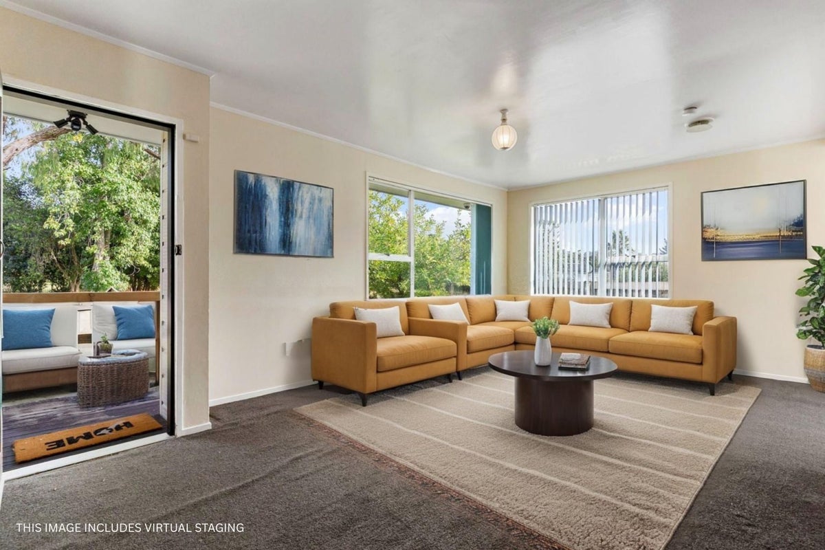 39 Urlich Drive, Ranui, Auckland - Carousel 2