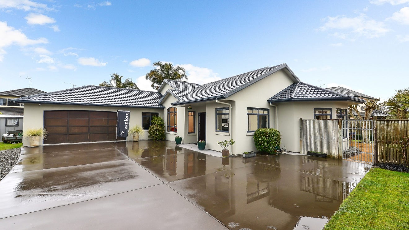 12 Castlewold Place, Huntington, Hamilton - Carousel 1