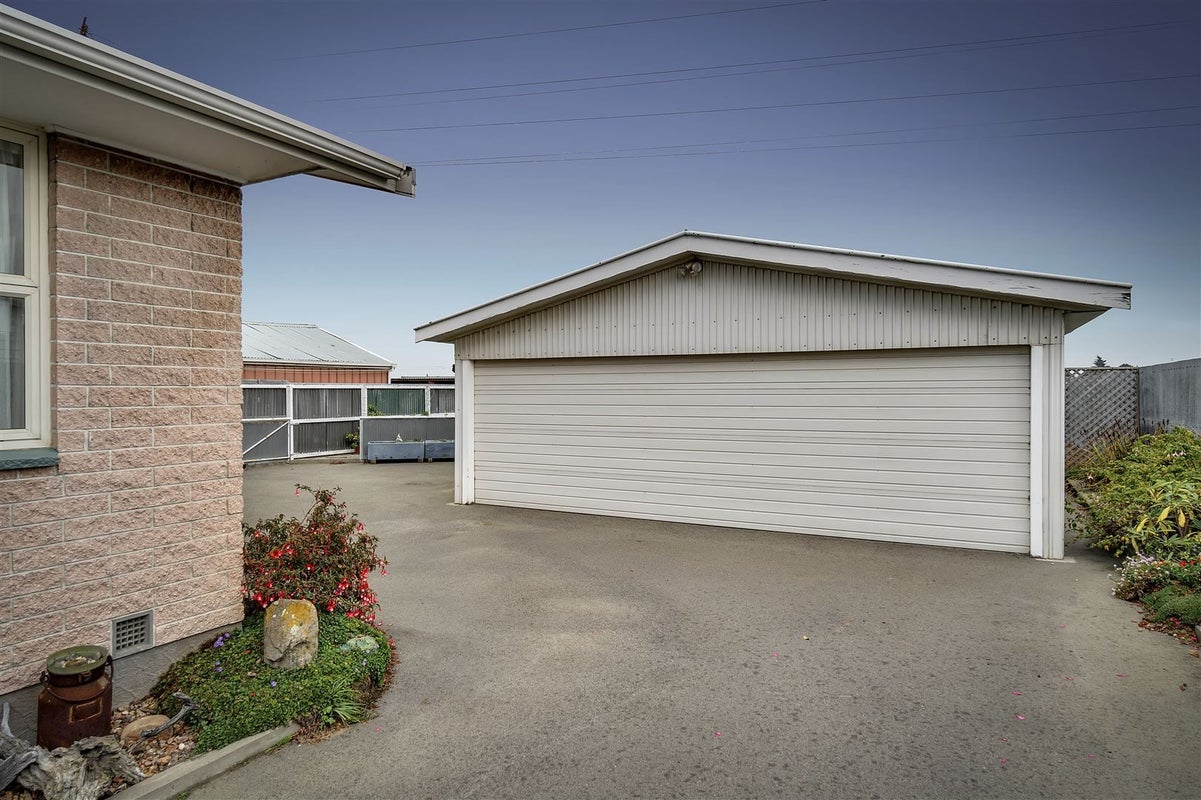 61 Boston Avenue, Hornby, Christchurch - Carousel 20