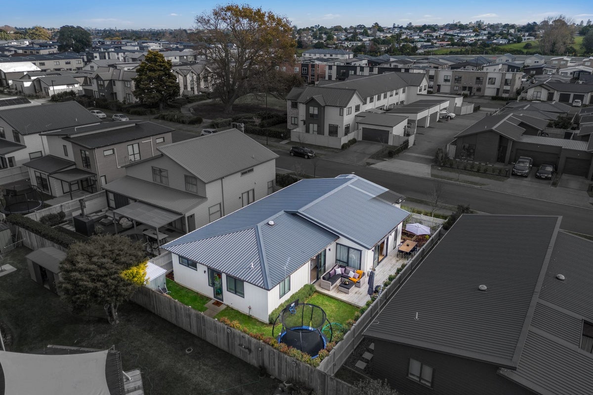 40 Waituarua Drive, Takanini, Auckland - Carousel 30