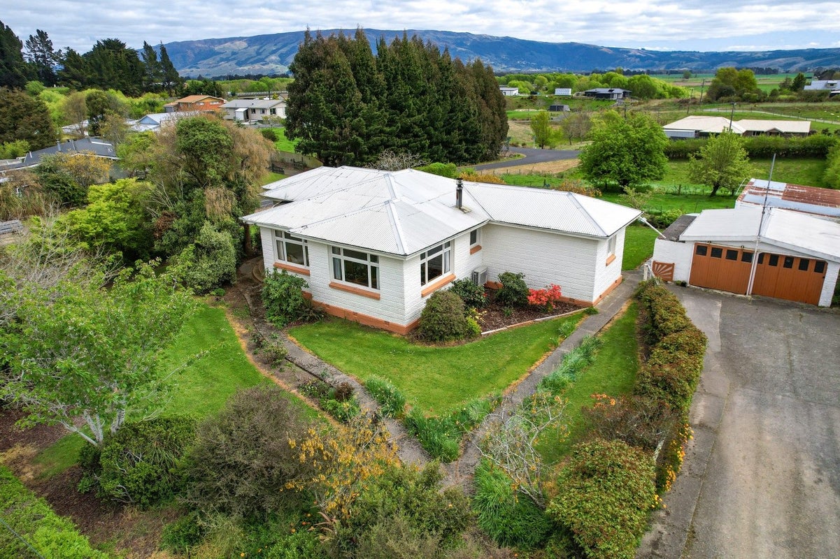 37 Castleton Street, Allanton, Mosgiel - Carousel 1