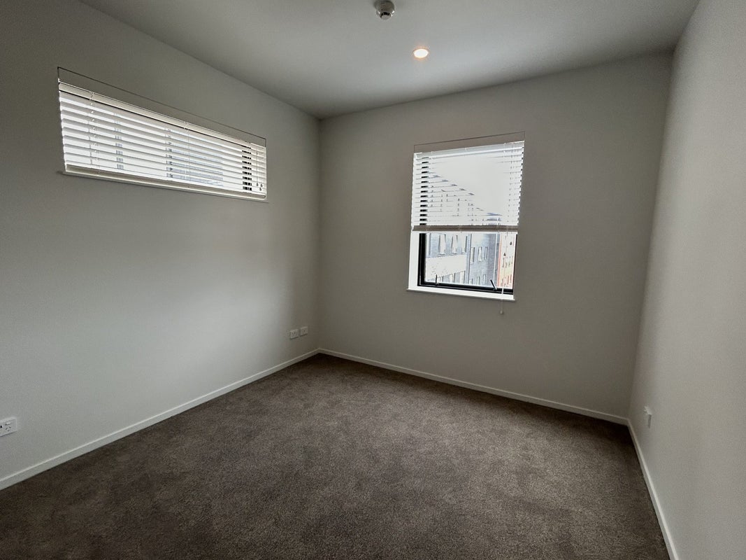 105/25 Potter Avenue, Northcote, Auckland - Carousel 2