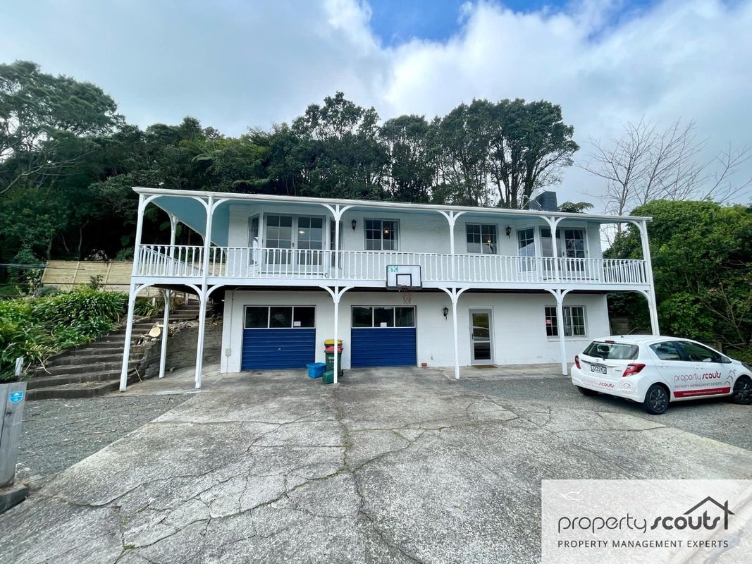 89C Poplar Grove, Whalers Gate, New Plymouth - Carousel 1