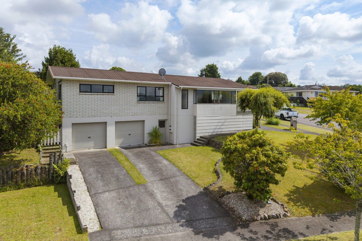 1 Ngaio Place, Nukuhau, Taupo - Carousel 1