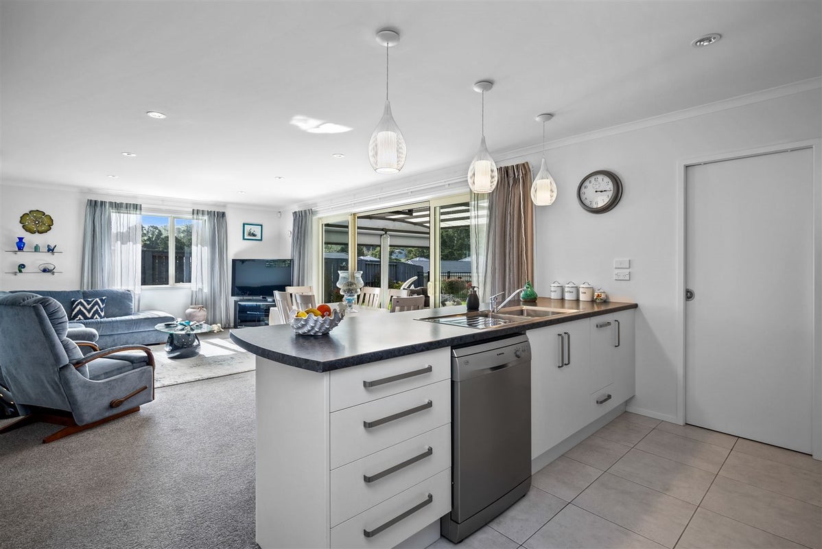 11 Okari Lane, Kamo, Whangarei - Carousel 28
