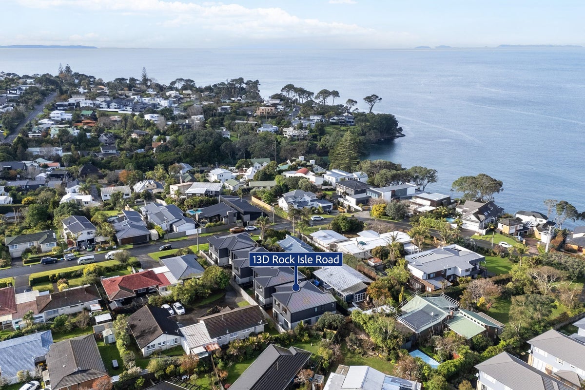 13D Rock Isle Road, Torbay, Auckland - Carousel 2