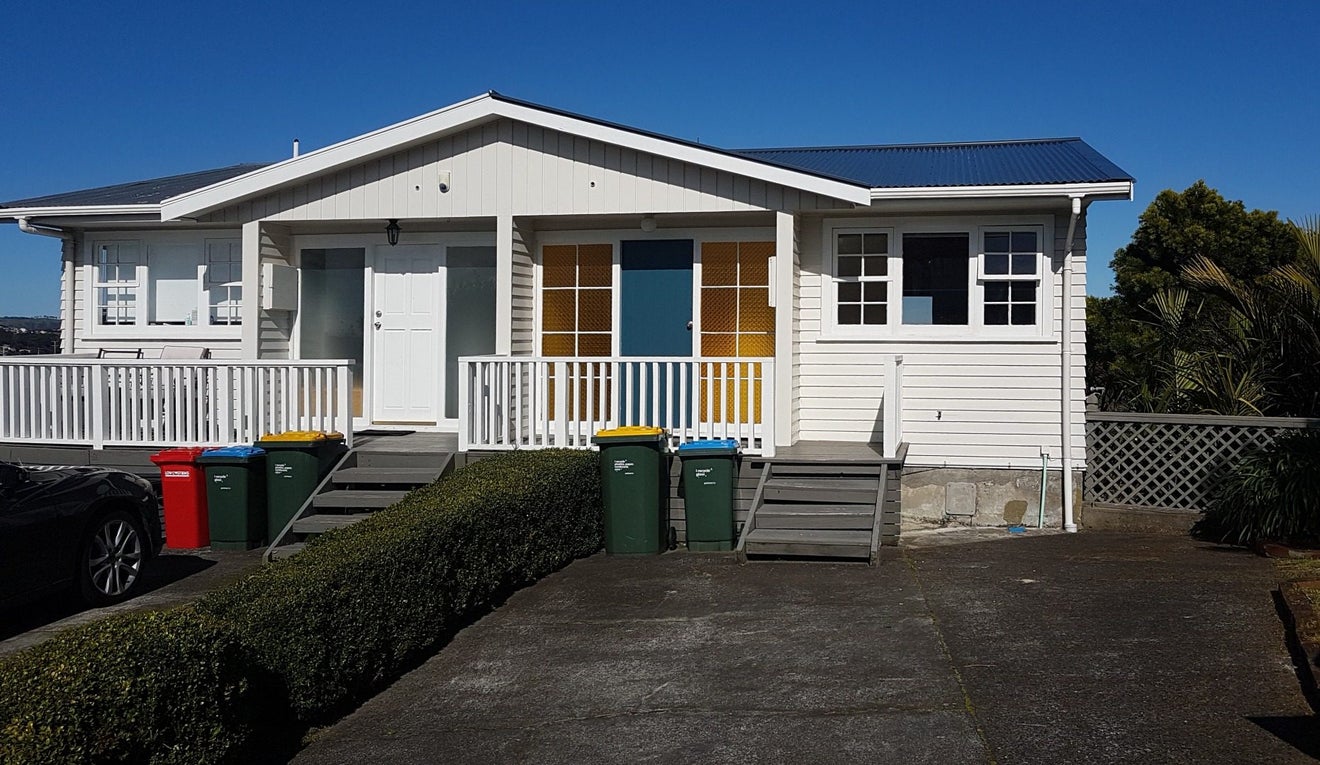 36A Truro Road, Camborne, Porirua - Carousel 2