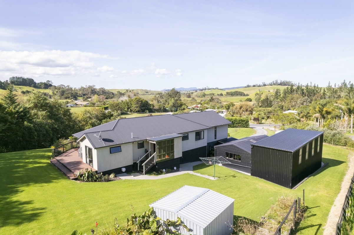 8 Mccullough Road, Whangarei - Carousel 29