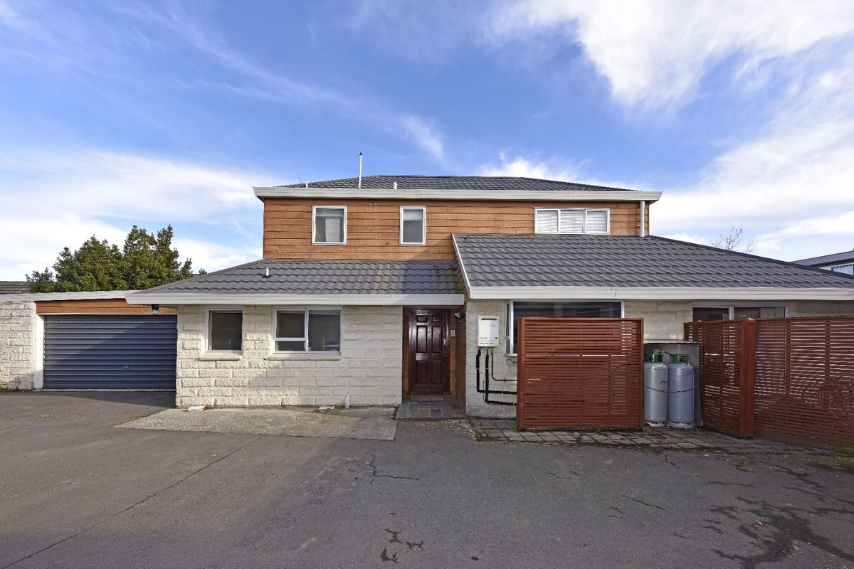 15B Radnor Street, St Albans, Christchurch - Carousel 2
