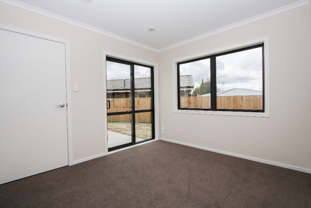 3 Southbrook Close, Glenview, Hamilton - Carousel 2