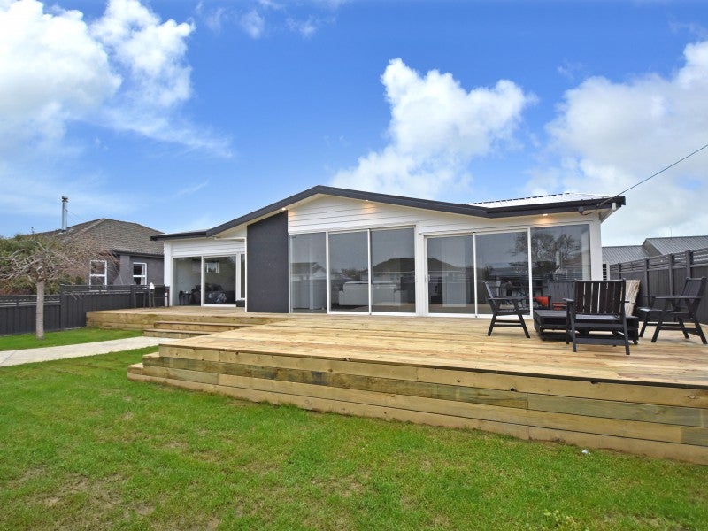 33 Renfrew Street, Waikiwi, Invercargill - Carousel 1