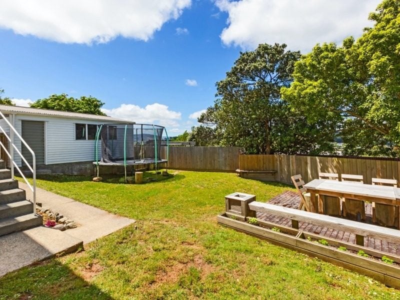 6 Carbine Place, Ascot Park, Porirua - Carousel 11