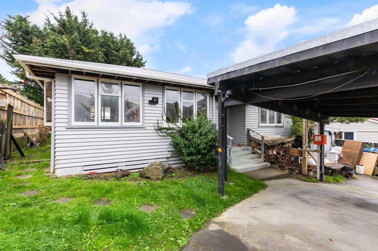 4 Amundsen Grove, Stokes Valley, Lower Hutt - Carousel 2