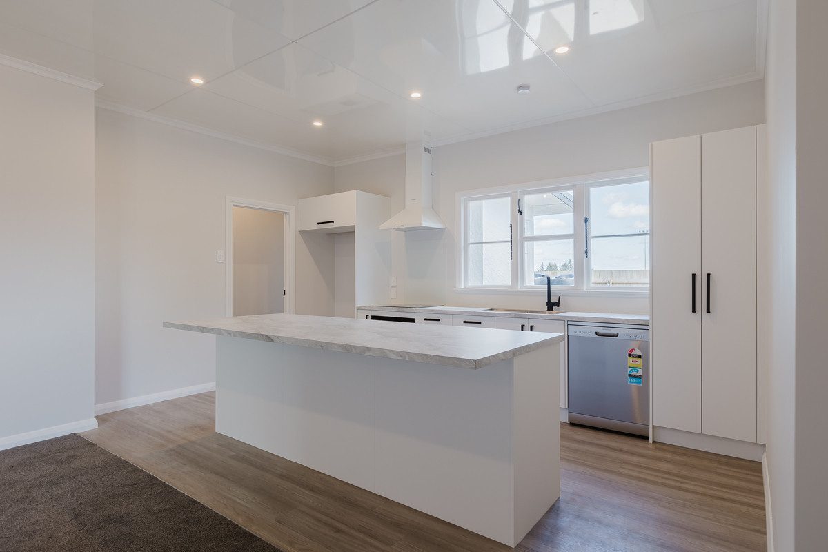 51A Highbury Avenue, Highbury, Palmerston North - Carousel 2